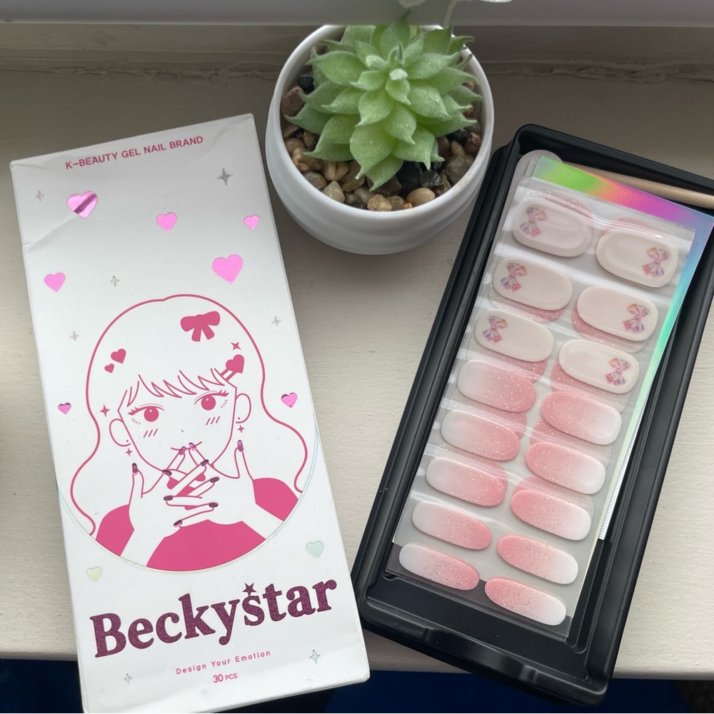 K-Beauty Beckystar Pink Gel Nail Sticker Set